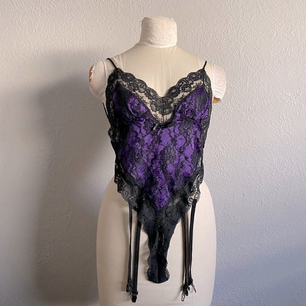 Vintage 80’s Purple & Black Lace teddy Size Small